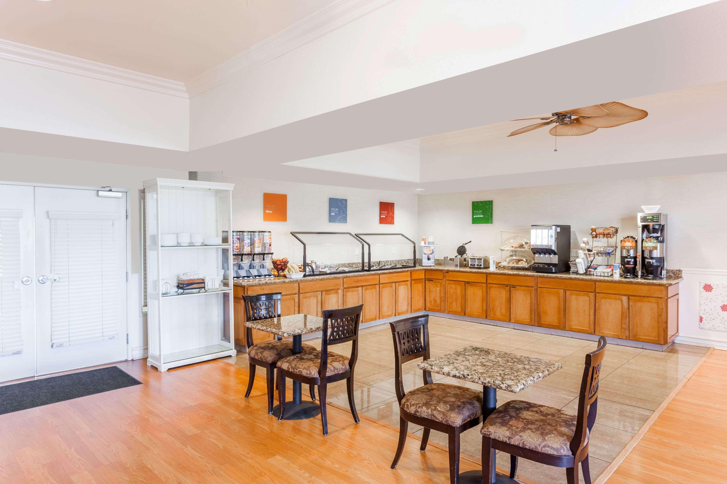 Hawthorn Suites Victorville Eksteriør billede