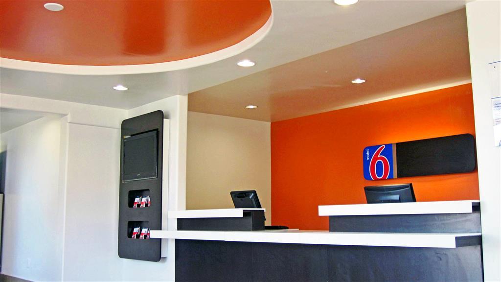 Hawthorn Suites Victorville Interiør billede